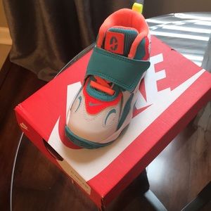 Unisex Nike Sneakers